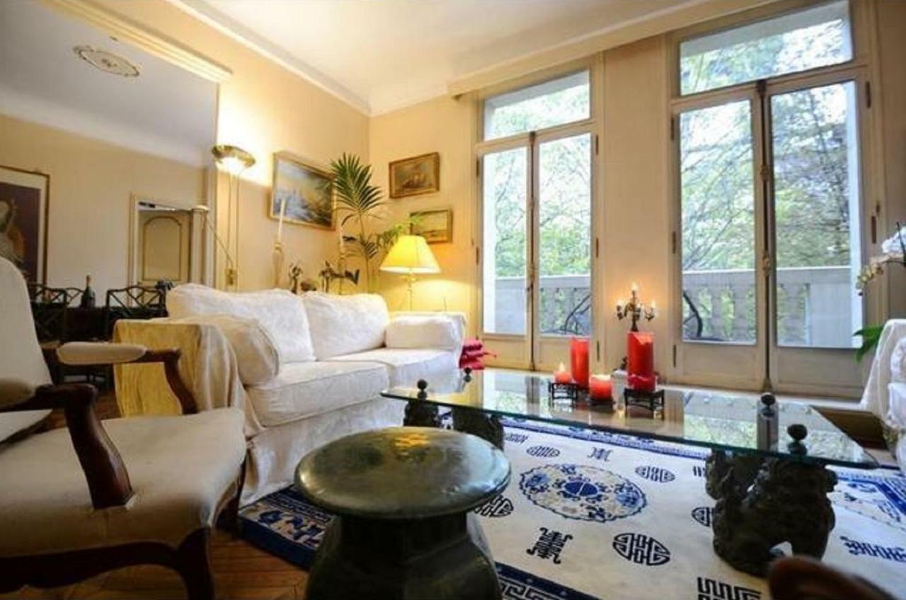 Apartment Rue De Buenos Aires In パリ エクステリア 写真